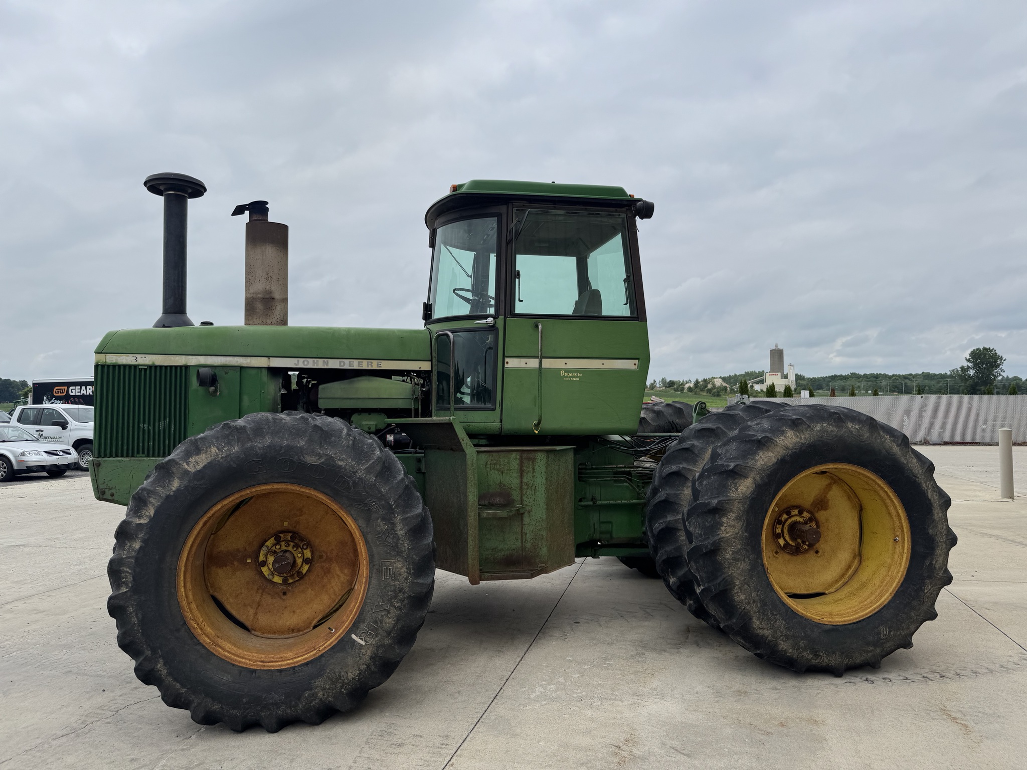 1975 John Deere 8430 Image 7
