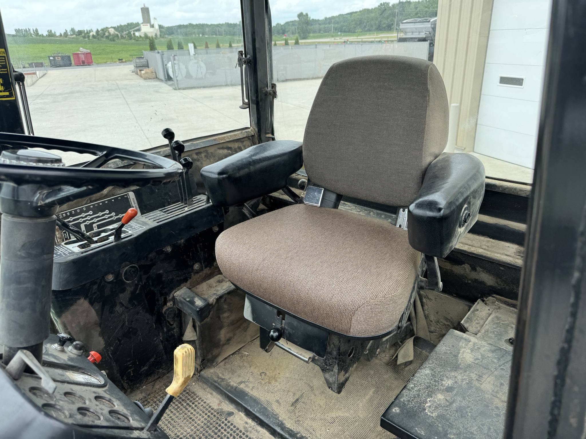 1975 John Deere 8430 Image 14