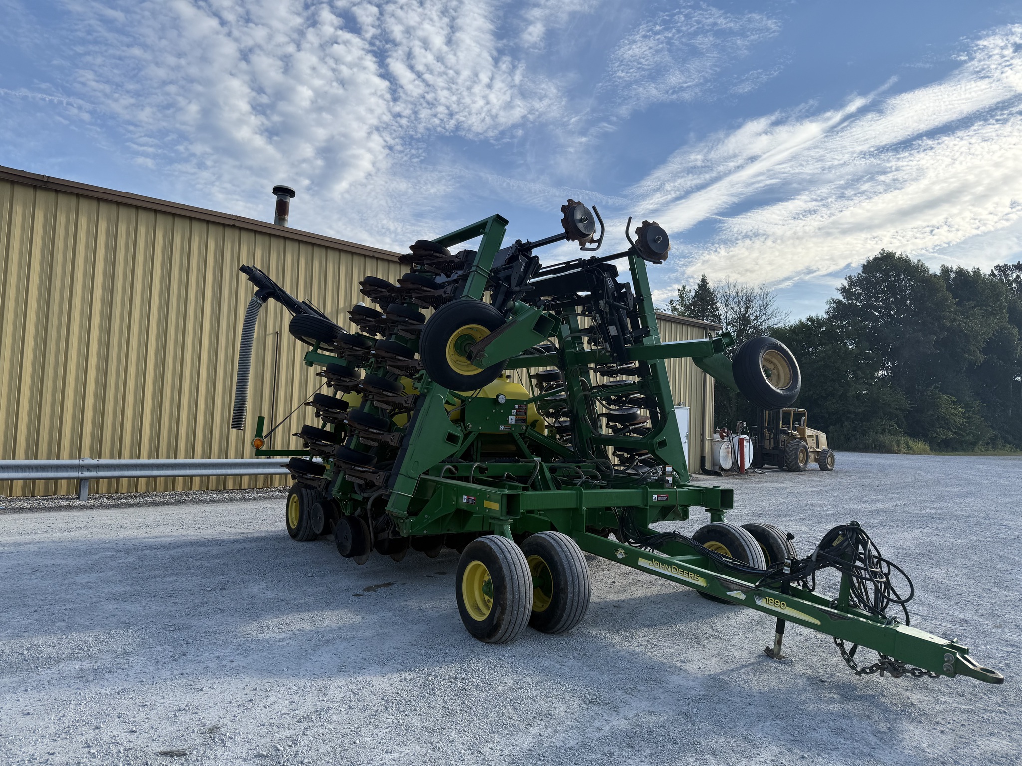 2004 John Deere 1890 Image 2