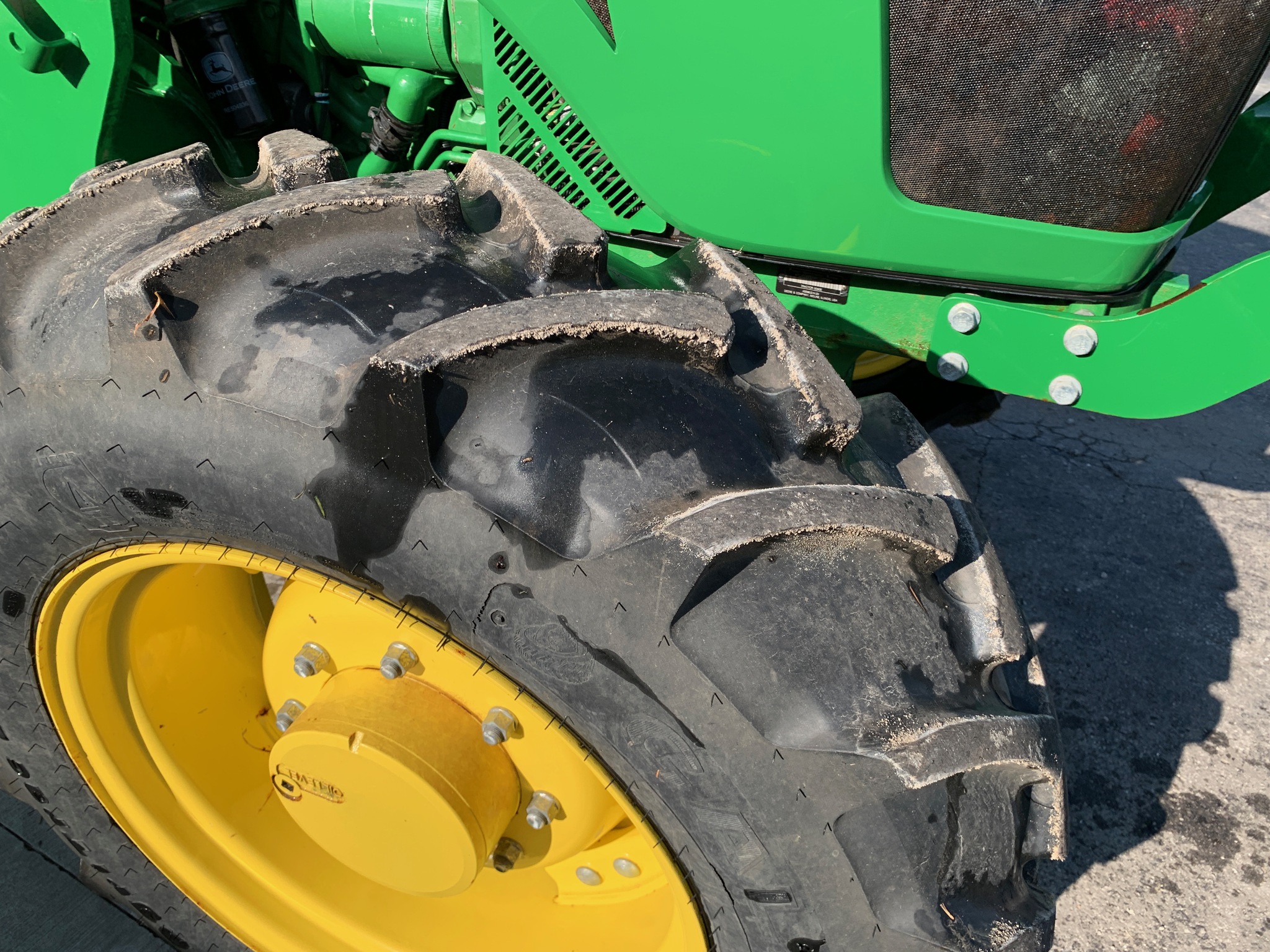  2019 John Deere 5090E at Heritage Tractor in Lamar, MO