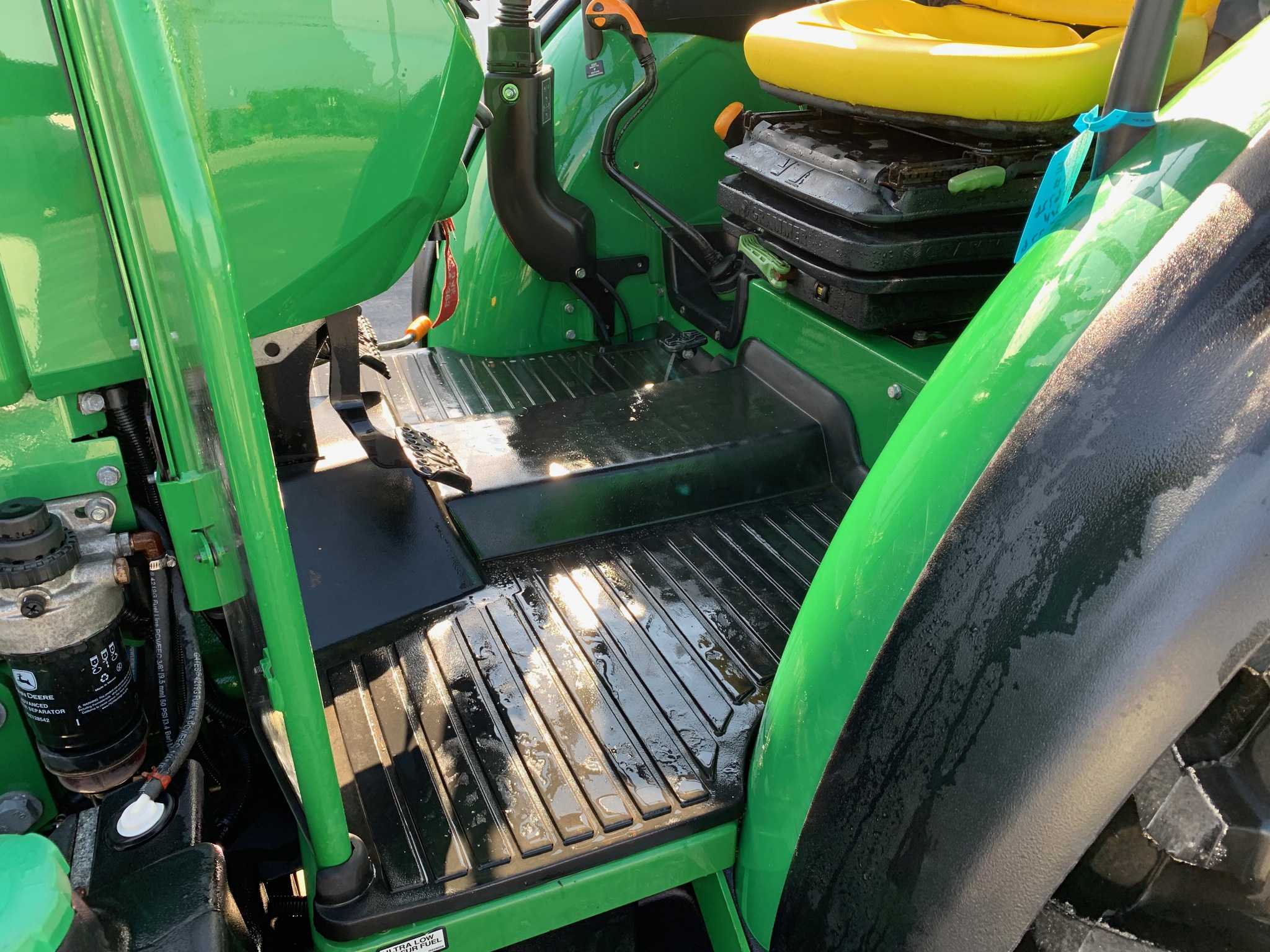  2019 John Deere 5090E at Heritage Tractor in Lamar, MO