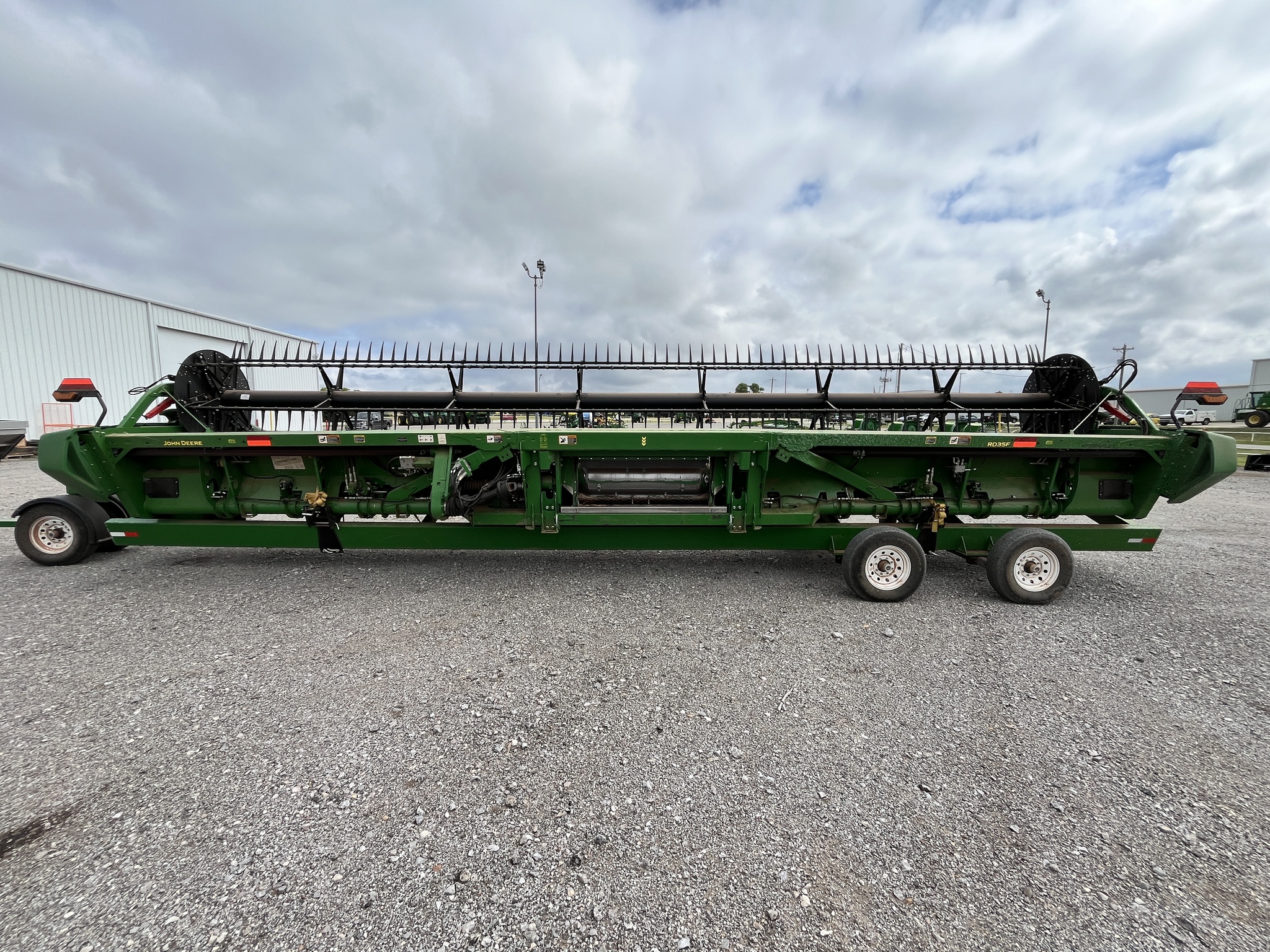 2023 John Deere RD35F Image 4
