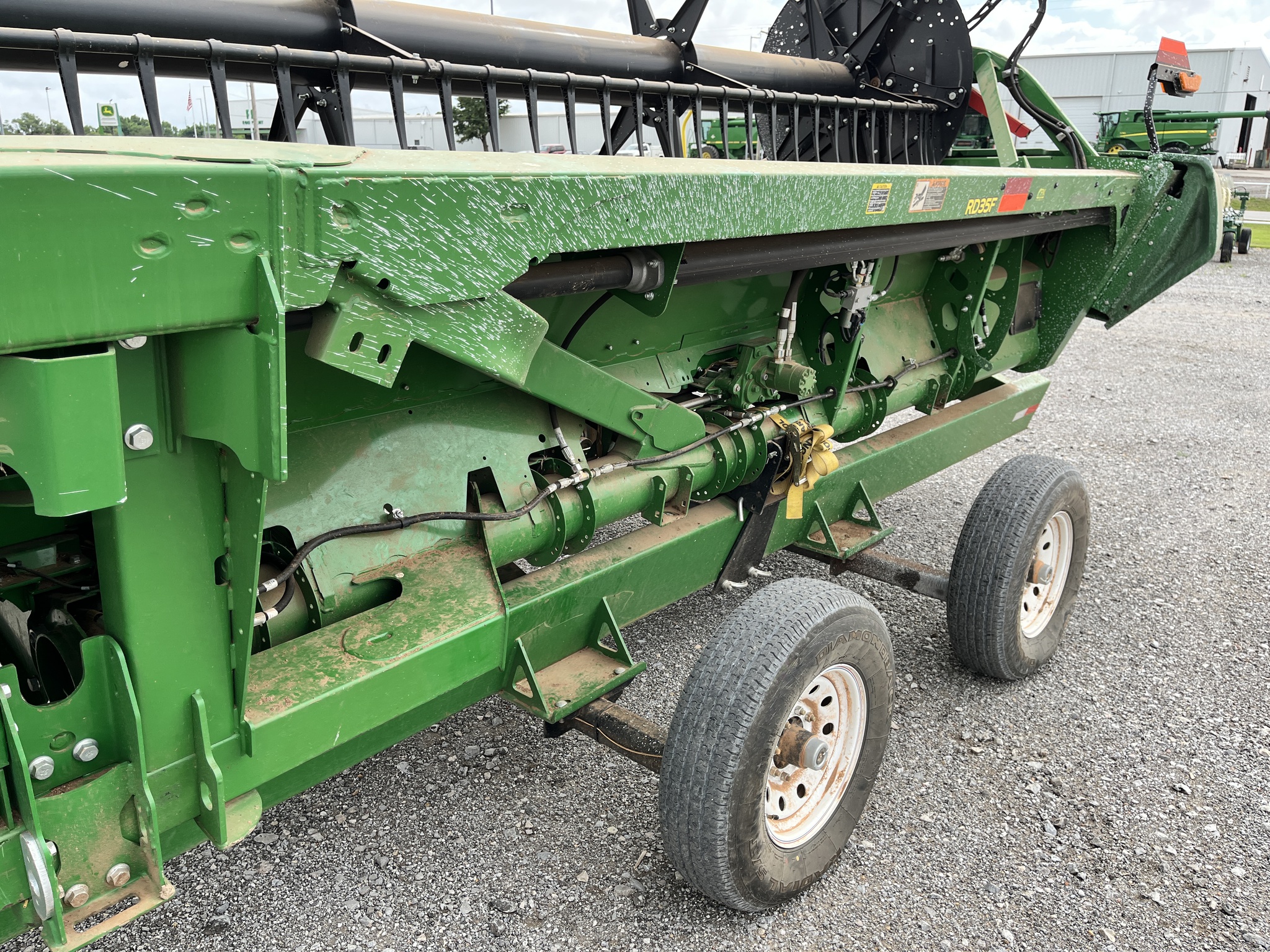 2023 John Deere RD35F Image 16