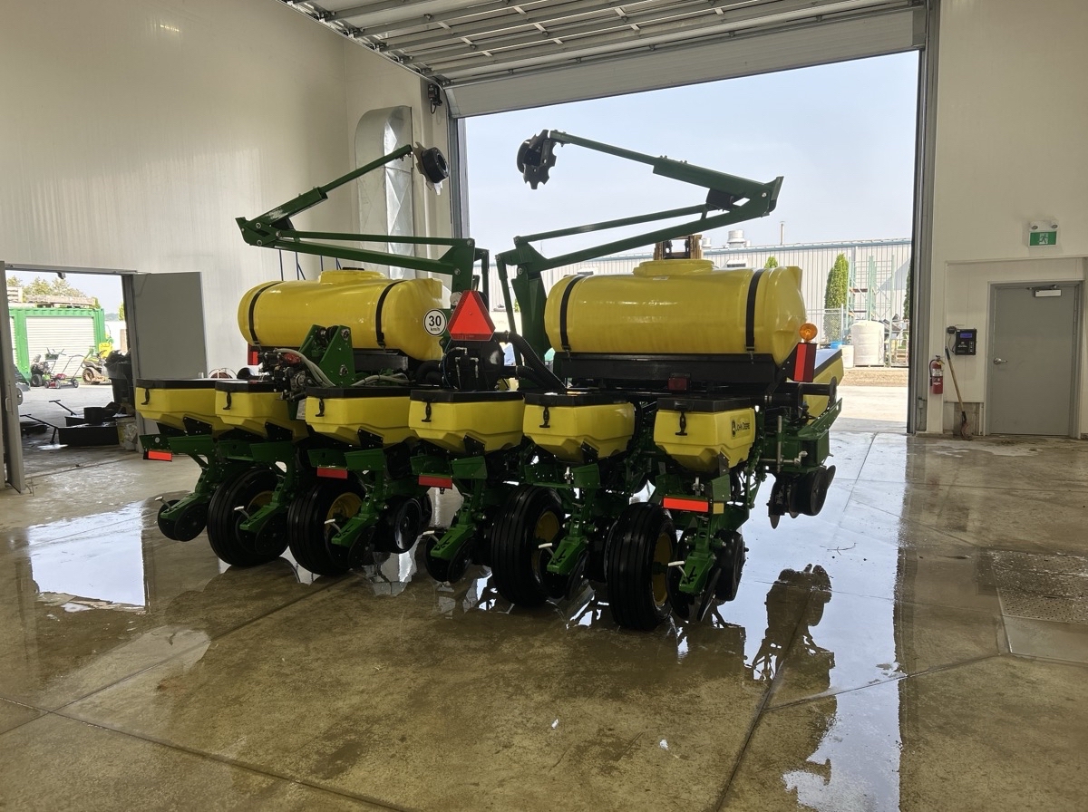 2021 John Deere 1765 Image 3