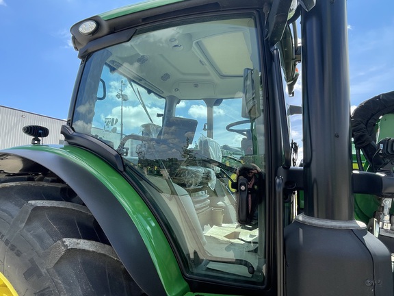 2023 John Deere 6R 155