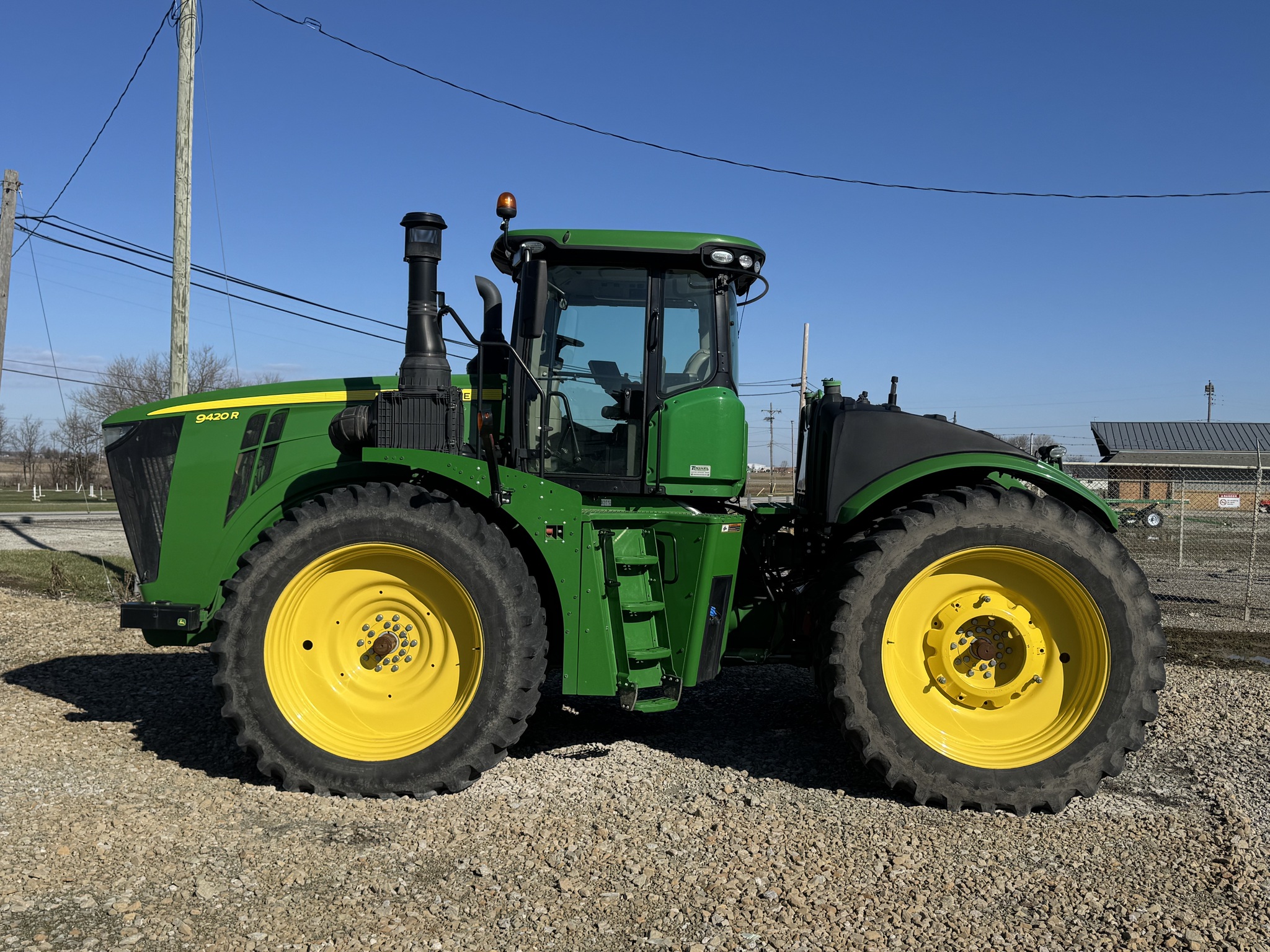2019 John Deere 9420R Image 2