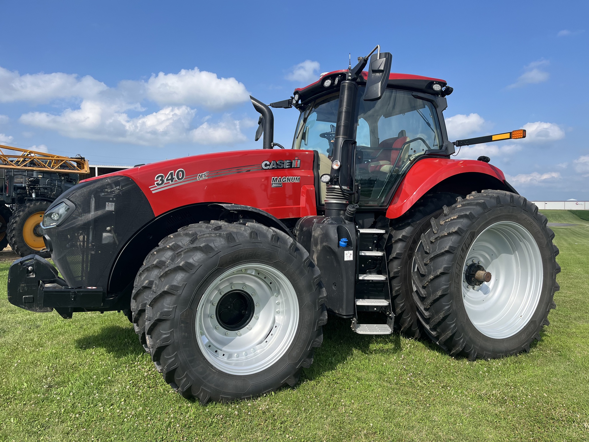  2024 Case IH Magnum 340 AFS at Heritage Tractor in Princeton, IL