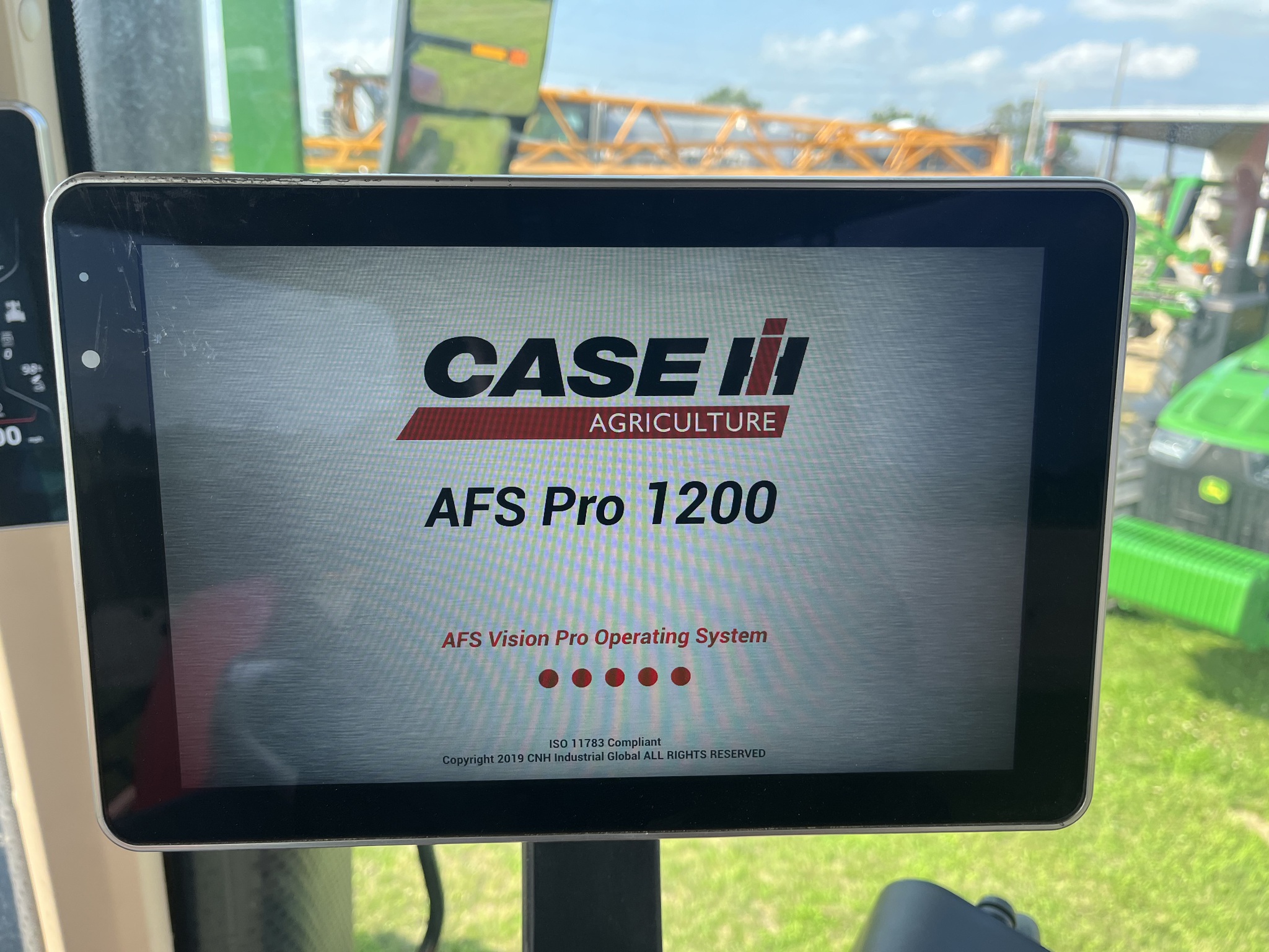  2024 Case IH Magnum 340 AFS at Heritage Tractor in Princeton, IL