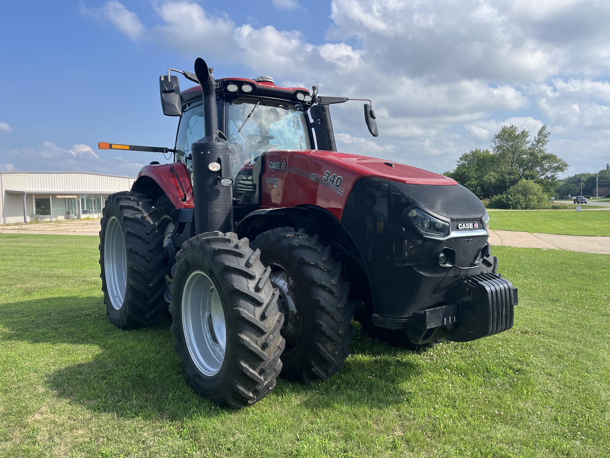  2024 Case IH Magnum 340 AFS at Heritage Tractor in Princeton, IL