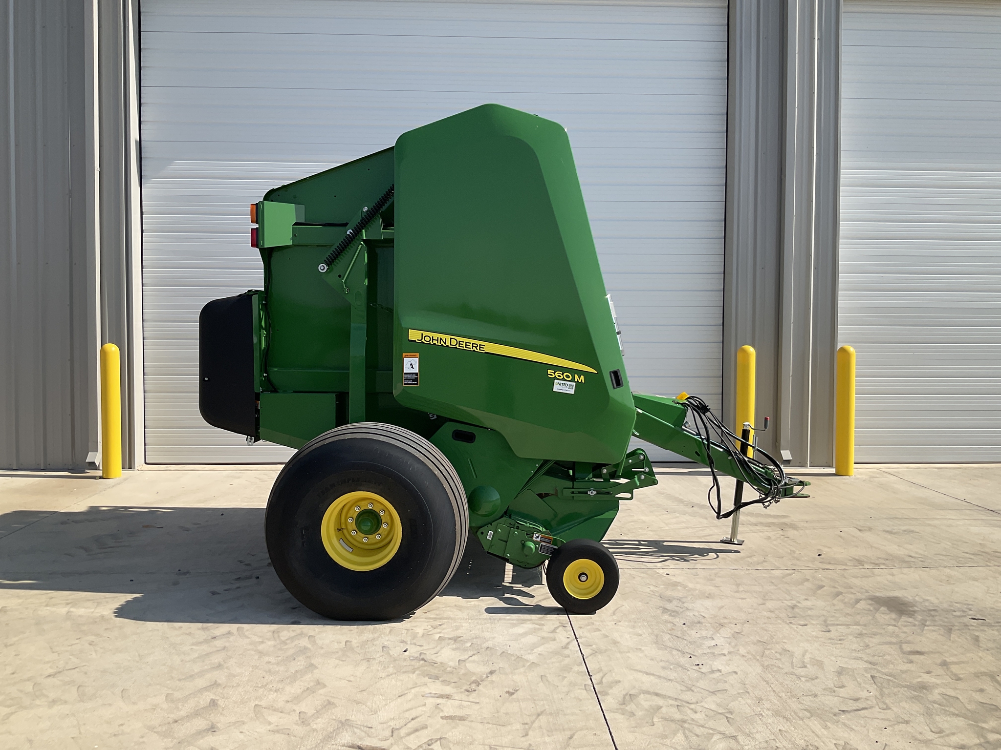 2023 John Deere 560M Image 4