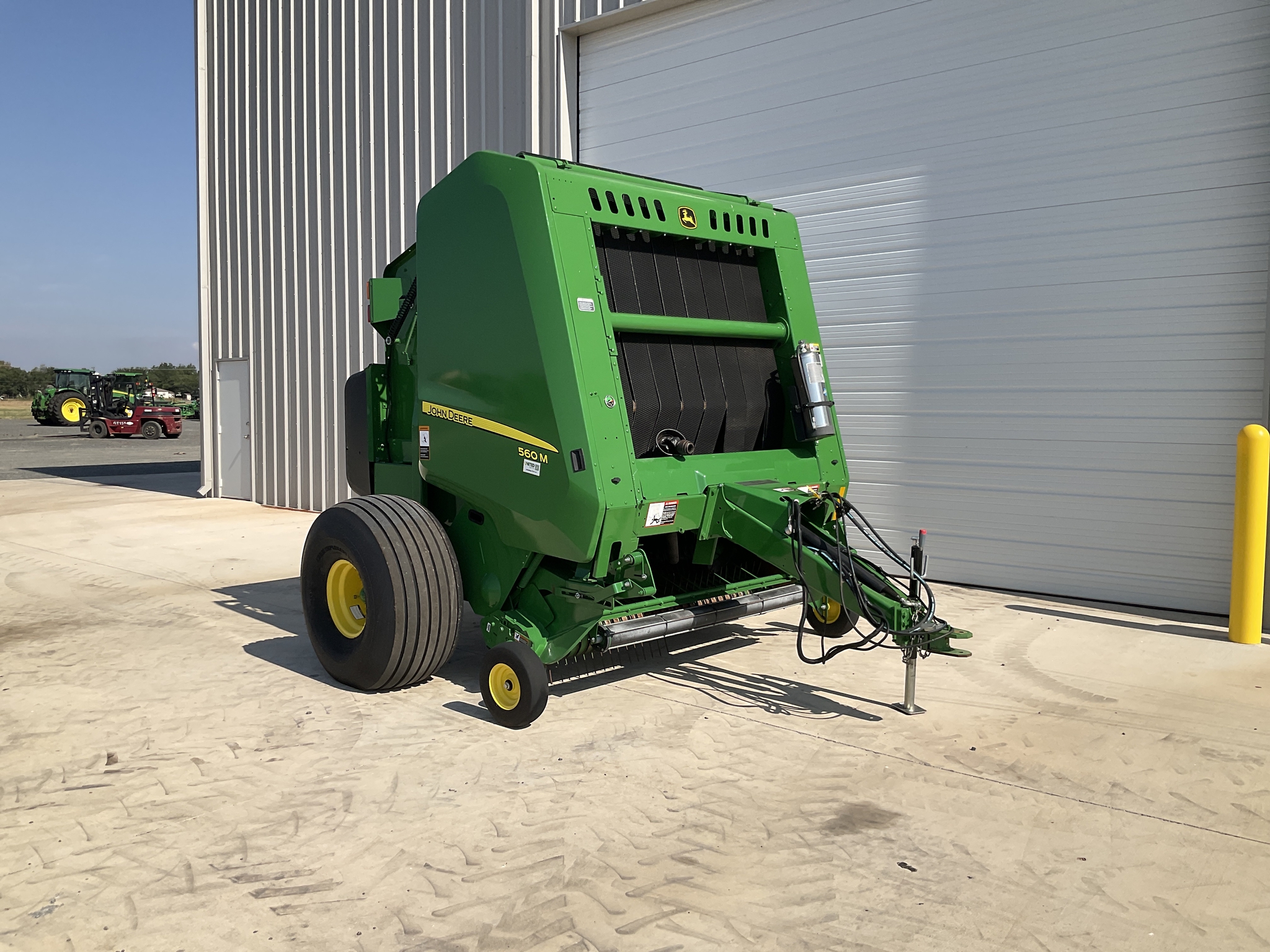 2023 John Deere 560M Image 5