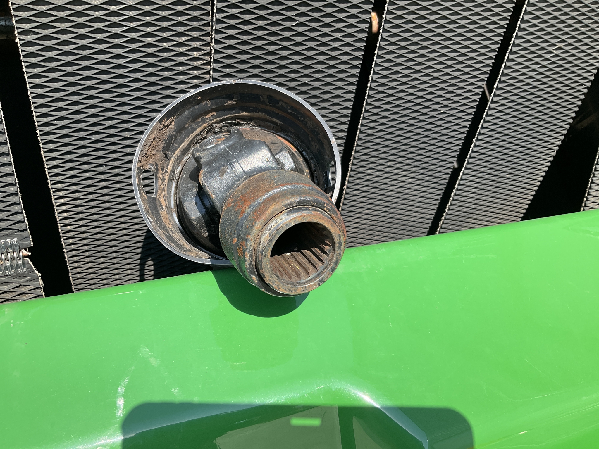 2023 John Deere 560M Image 24