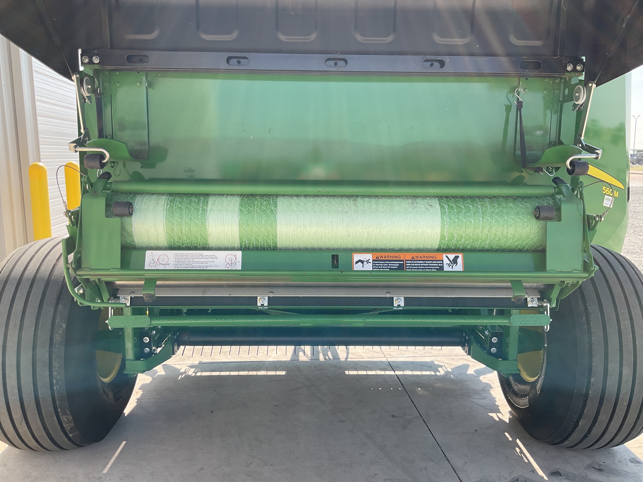 2023 John Deere 560M Image 8