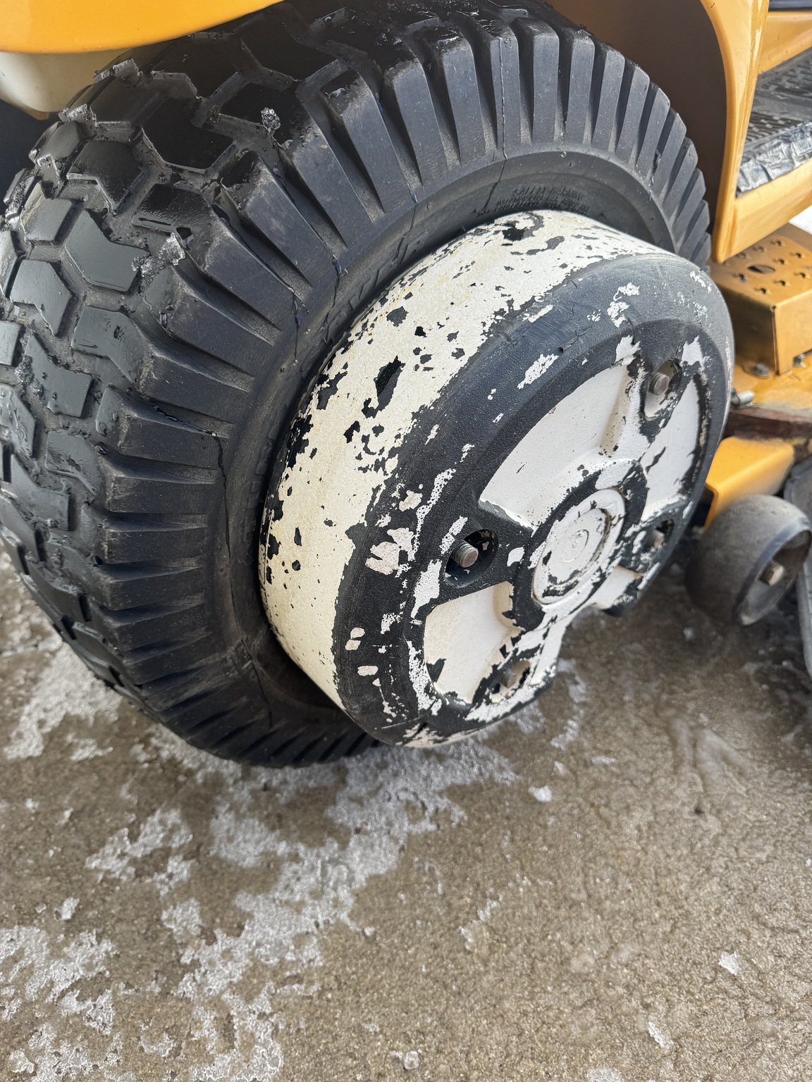 2012 Cub Cadet GTX2100 Image 21