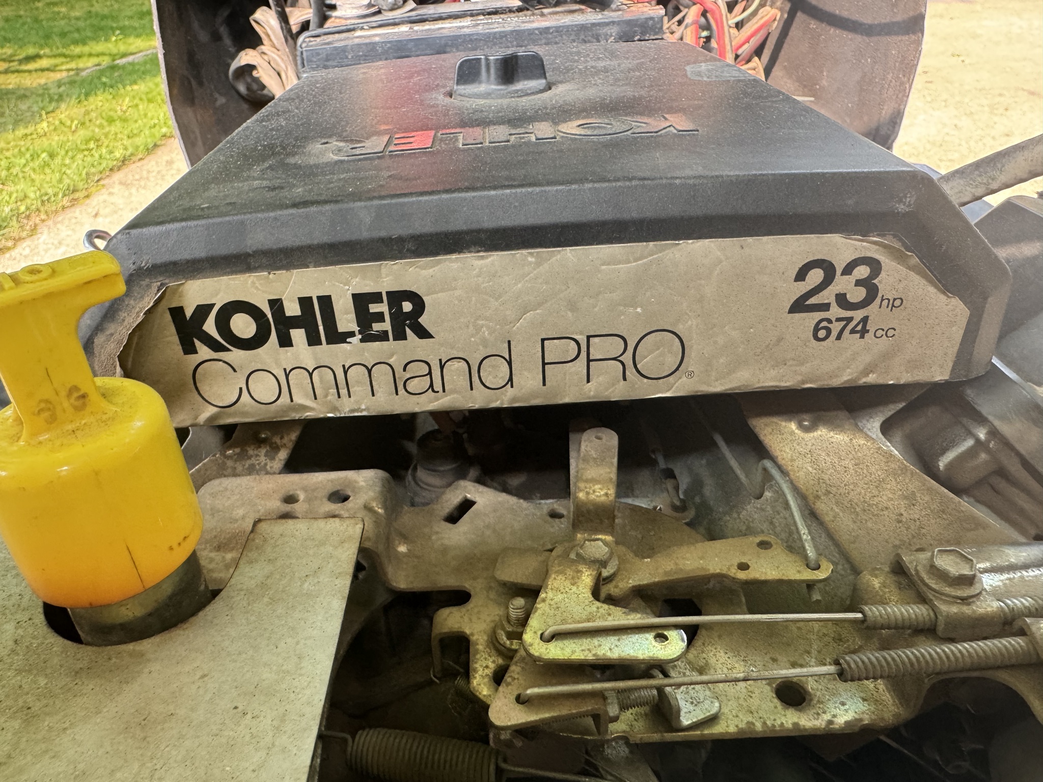 2012 Cub Cadet GTX2100 Image 13