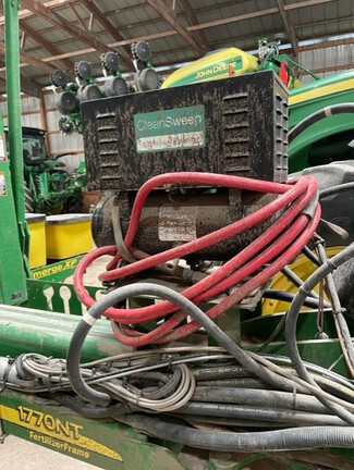 2008 John-Deere 1770NT