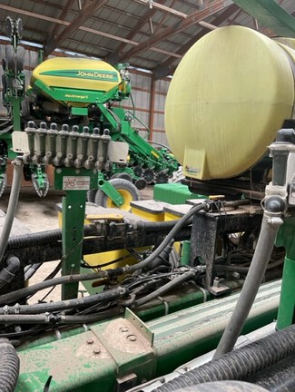 2008 John-Deere 1770NT