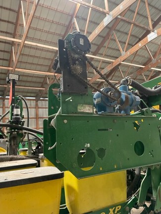 2008 John-Deere 1770NT