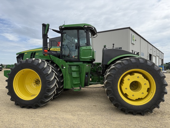 2024 John Deere 9R 590
