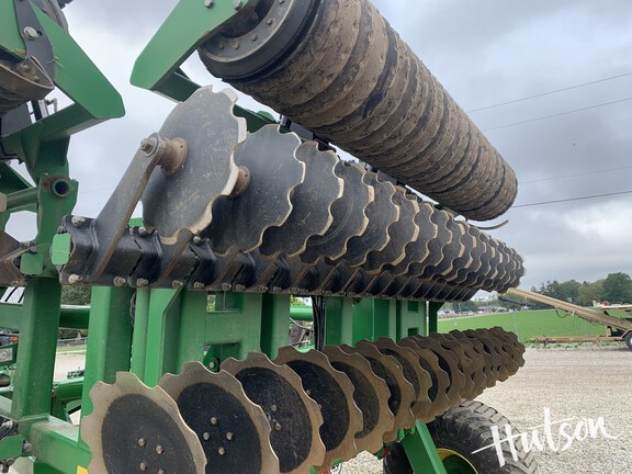 Photo of 2023 John Deere 2680H