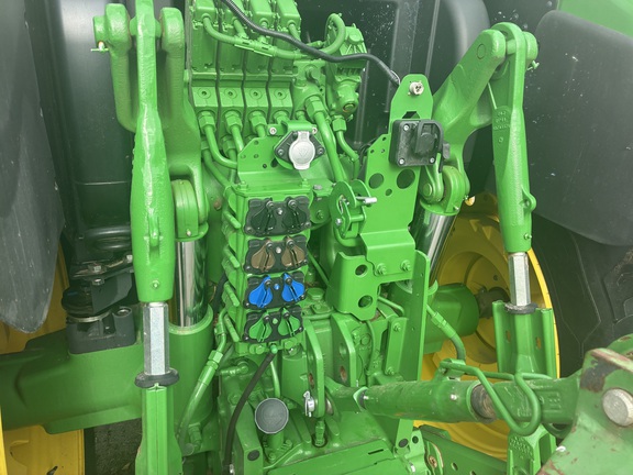 2023 John Deere 6R 145 (7th thumbnail)