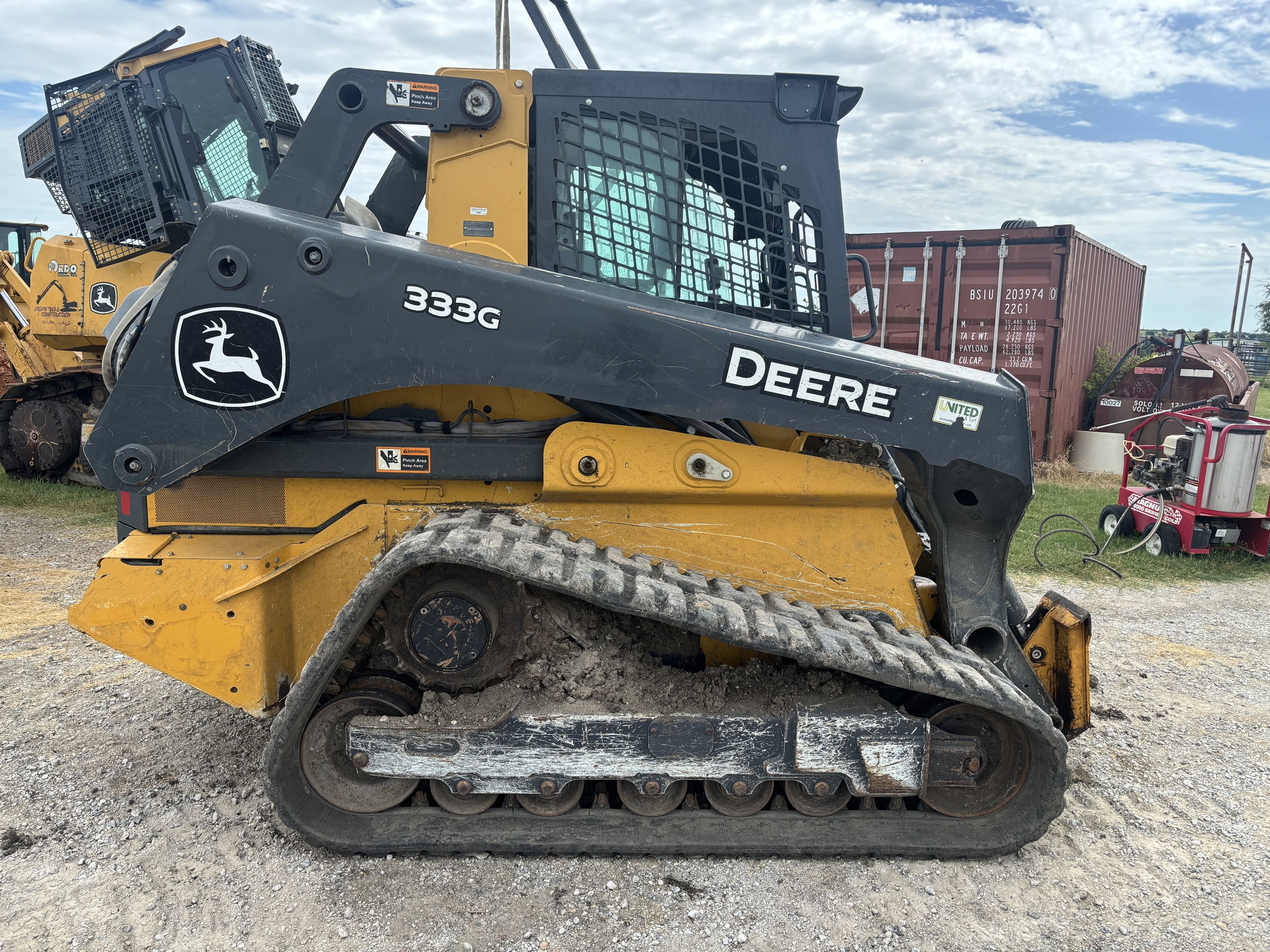 2020 John Deere 333G Image 6