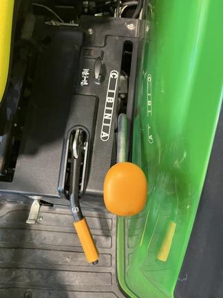 2024 John Deere 4044R (6th thumbnail)