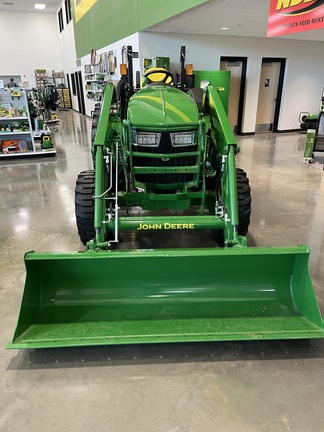 2024 John Deere 4044R (4th thumbnail)