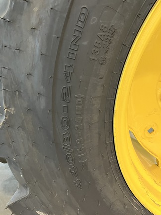 2024 John Deere 4044R (13th thumbnail)