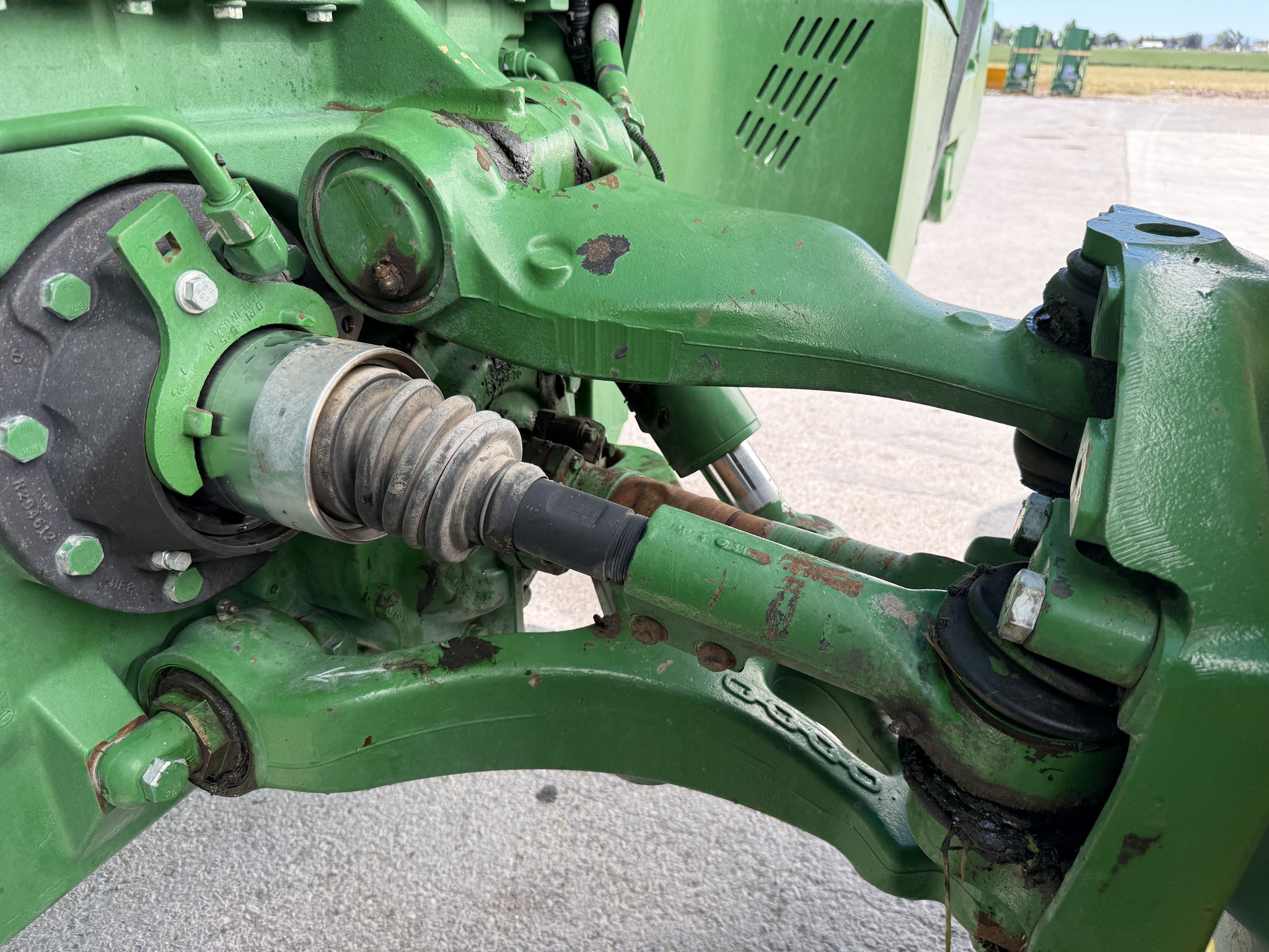 2014 John Deere 8285R Image 11