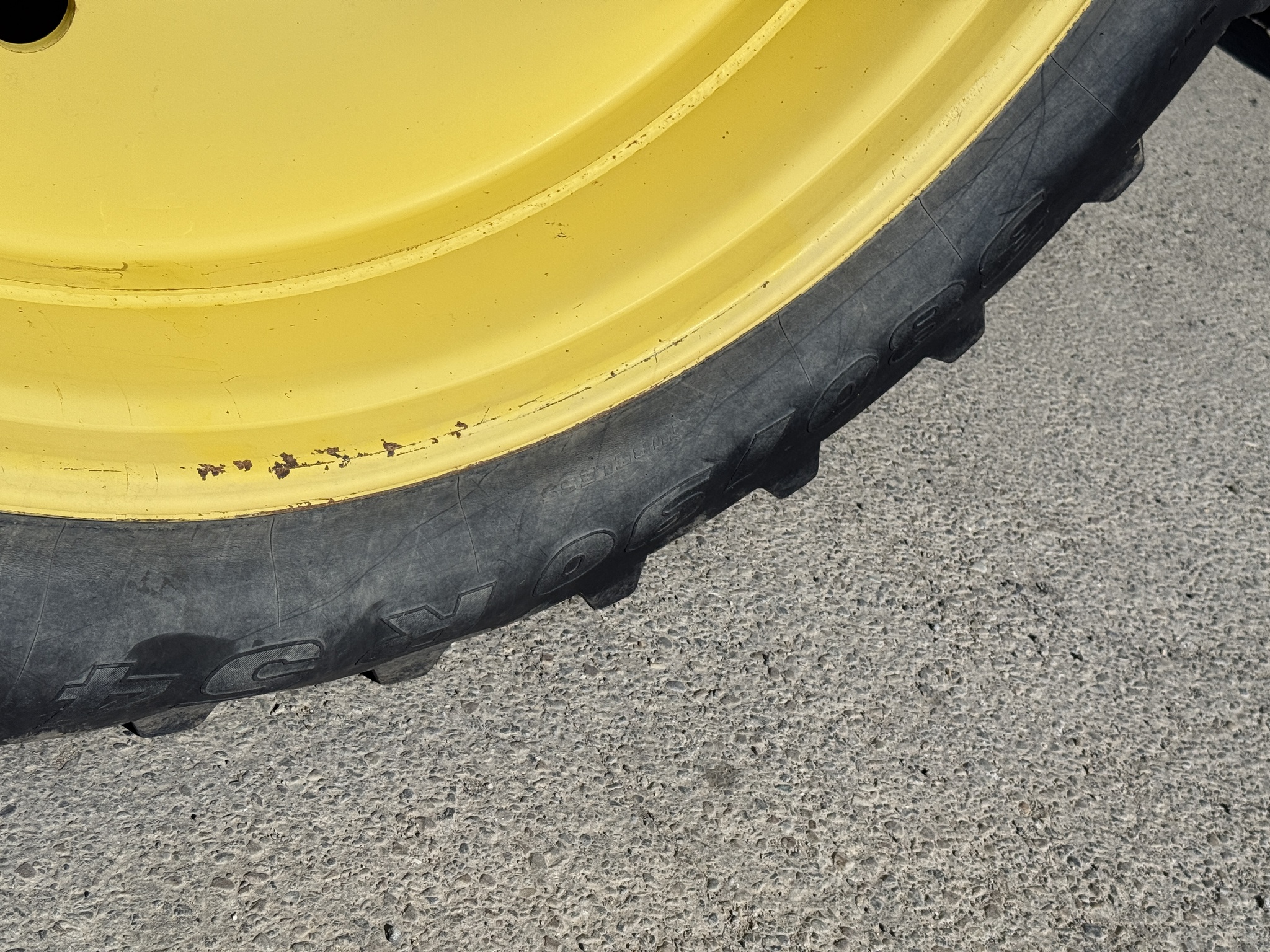 2014 John Deere 8285R Image 16