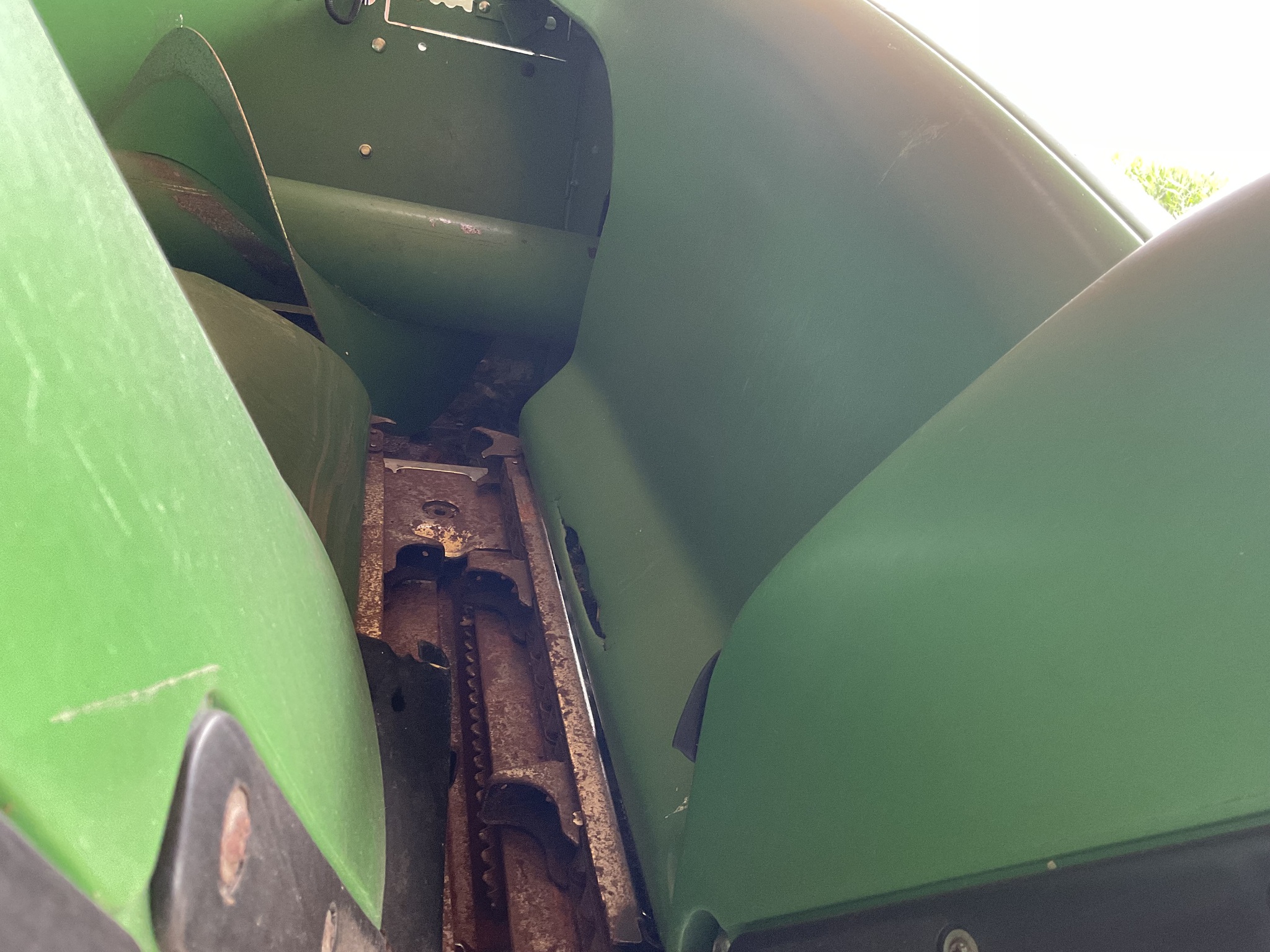 2012 John Deere 608C Image 9