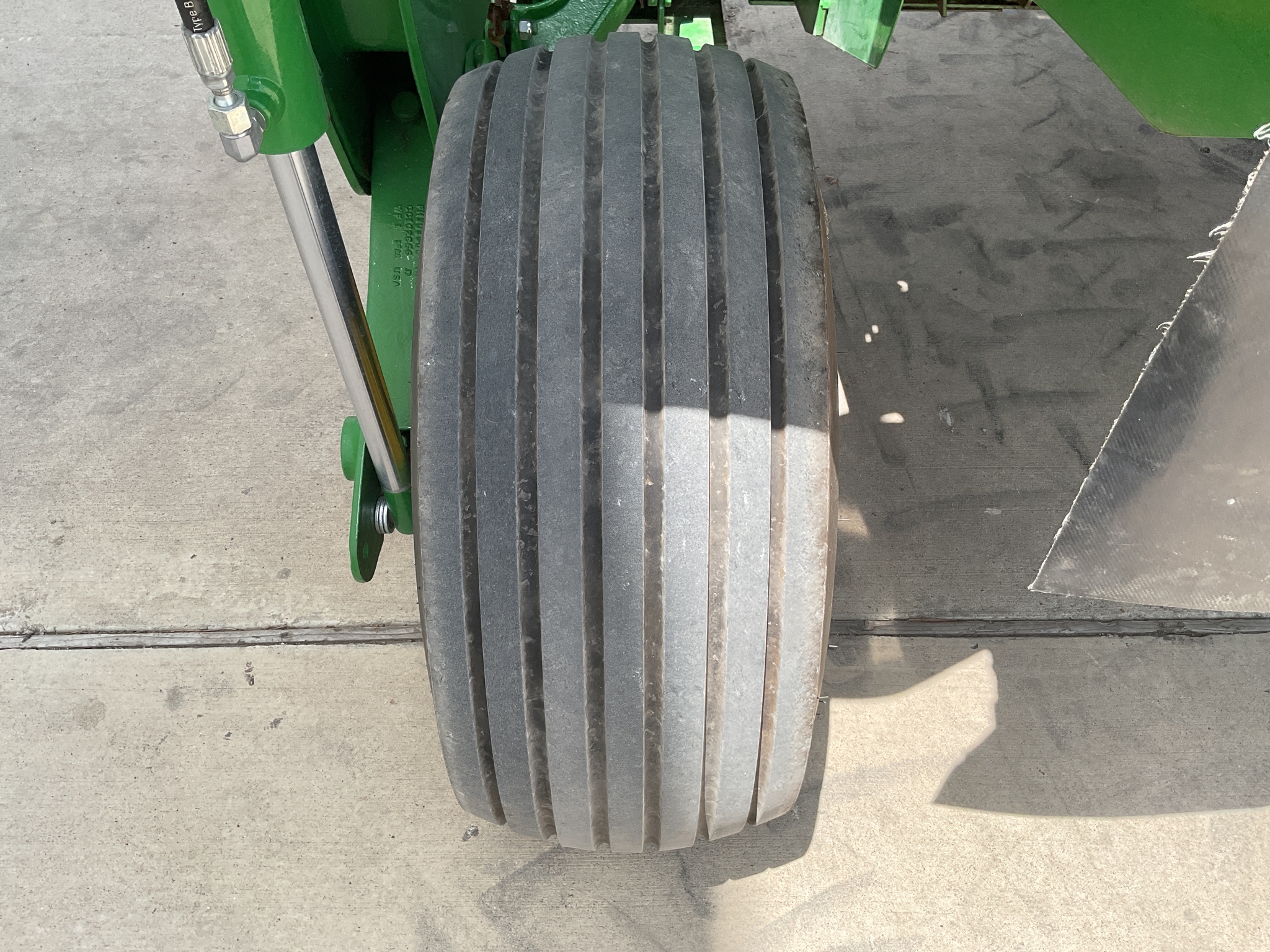 2023 John Deere C350 Image 21