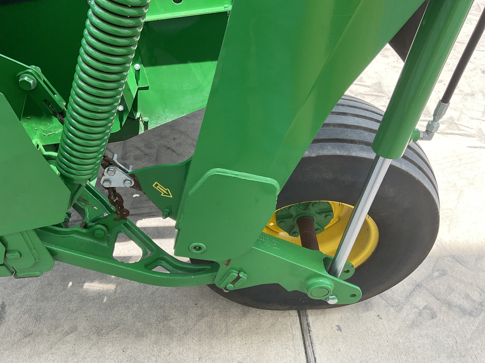 2023 John Deere C350 Image 19