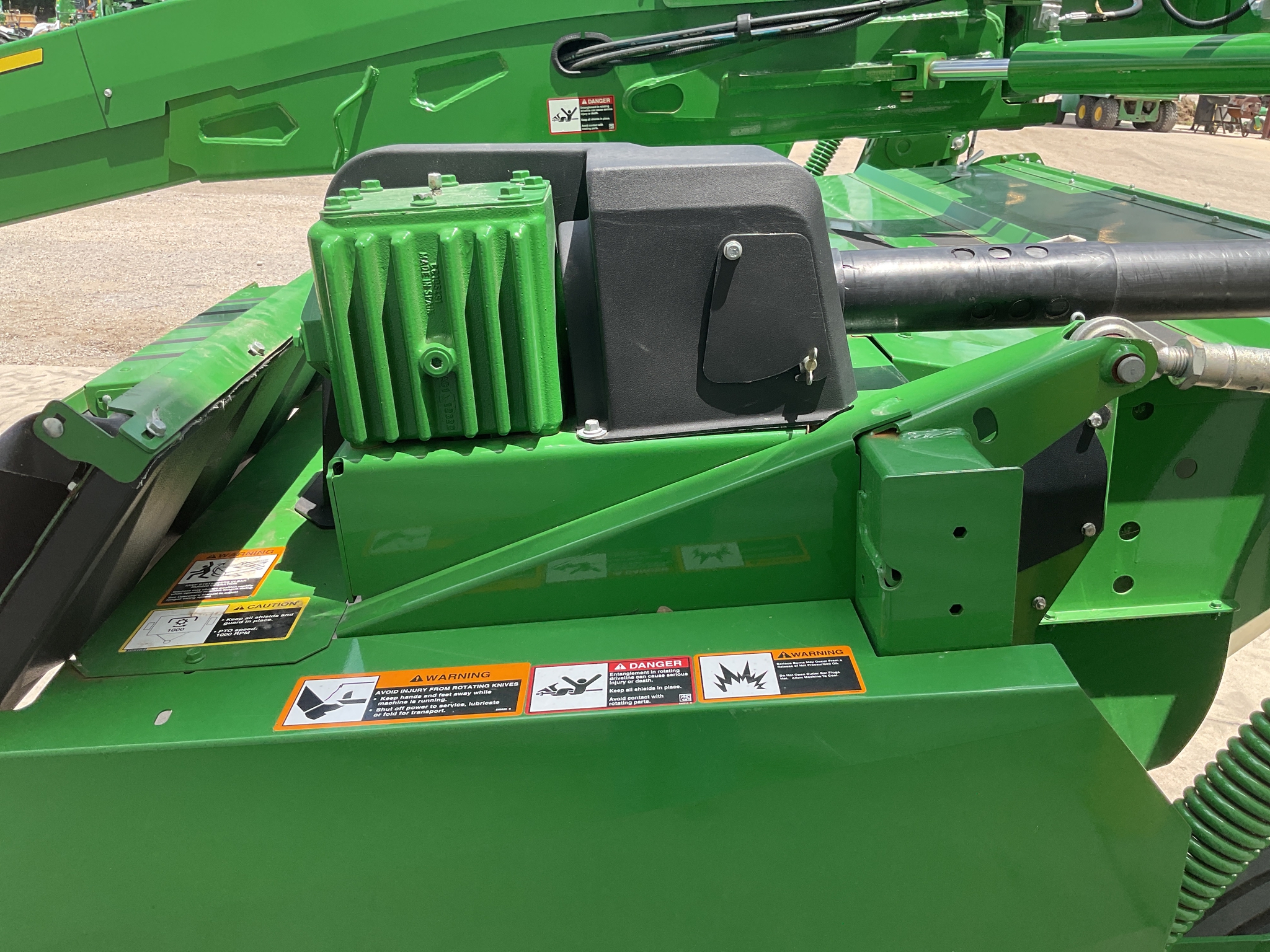 2023 John Deere C350 Image 12