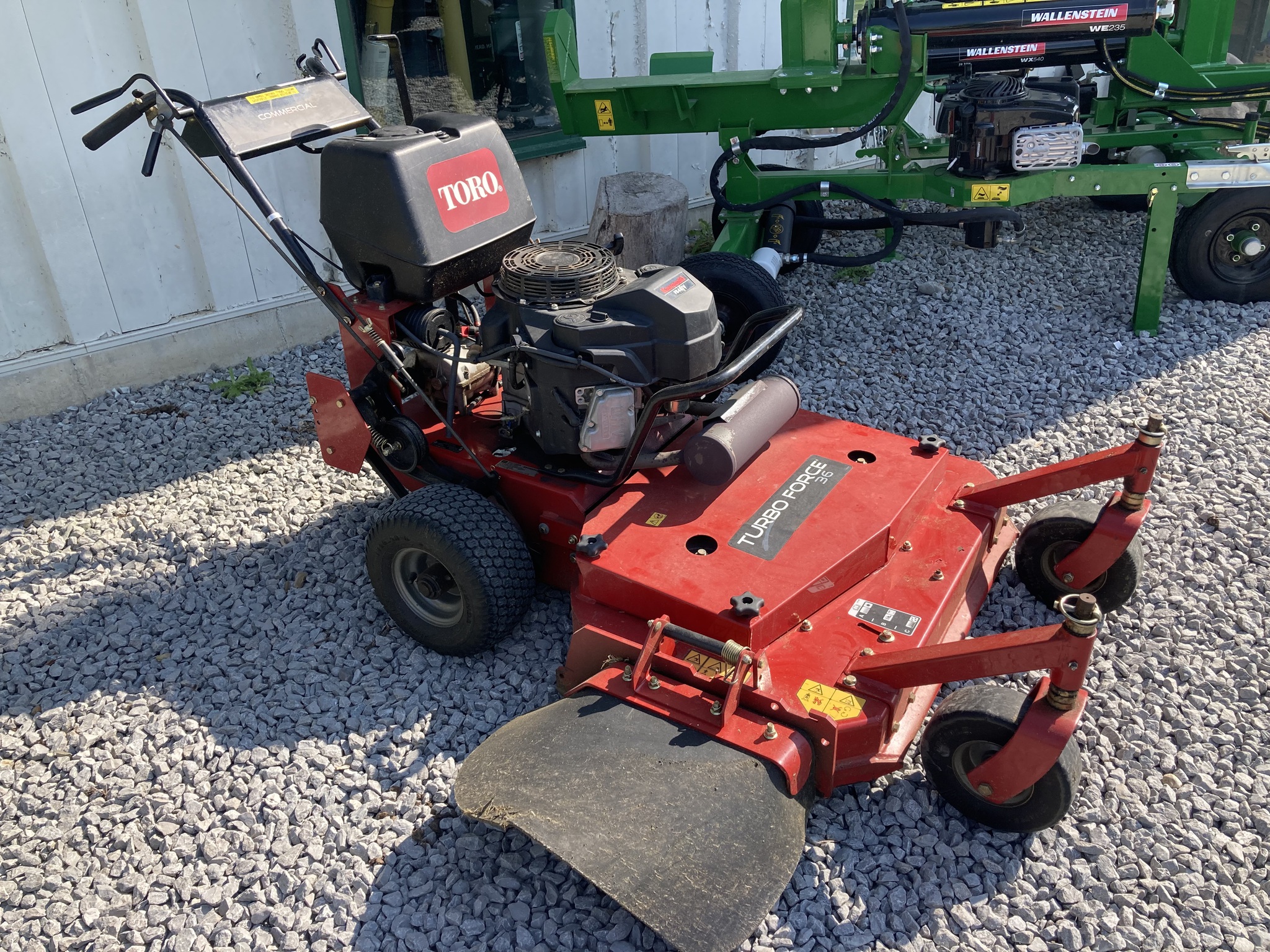 2016 Toro TURBO FORCE 36 Image 1