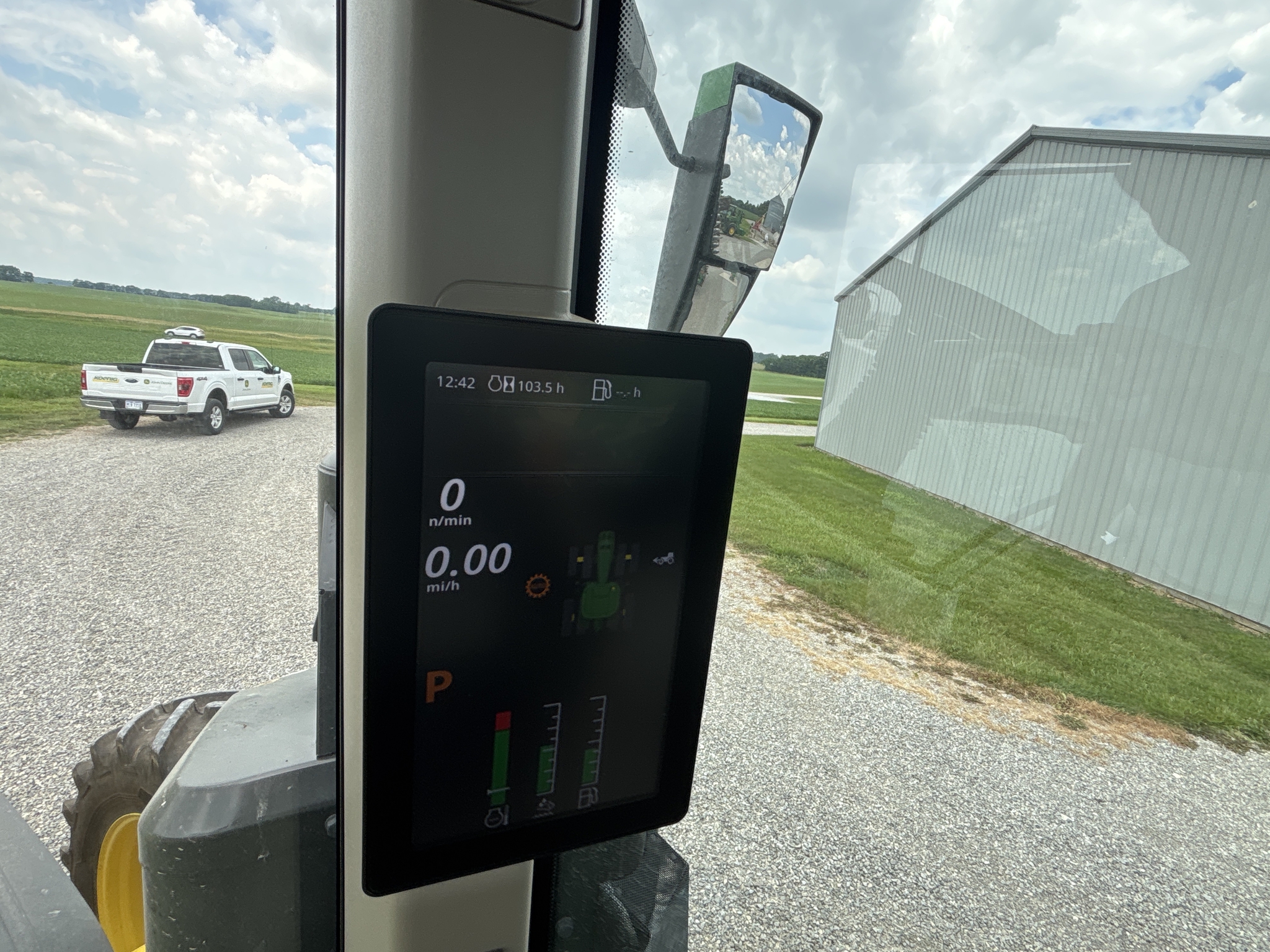 Used 2025 John Deere 8R 340 Row Crop Tractors at Koenig Equipment in Urbana, OH - PhotoXL8