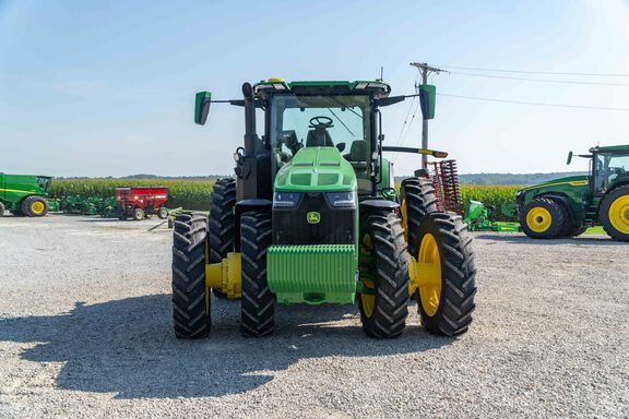 Used 2025 John Deere 8R 340 Row Crop Tractors at Koenig Equipment in Urbana, OH - Photo7