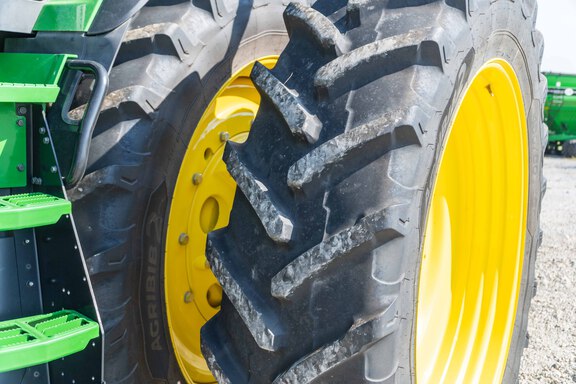 Used 2025 John Deere 8R 340 Row Crop Tractors at Koenig Equipment in Urbana, OH - Photo13