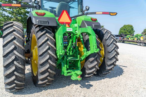 Used 2025 John Deere 8R 340 Row Crop Tractors at Koenig Equipment in Urbana, OH - Photo15