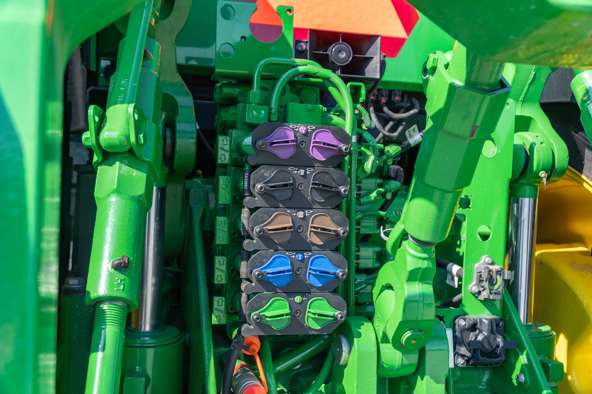Used 2025 John Deere 8R 340 Row Crop Tractors at Koenig Equipment in Urbana, OH - PhotoXL17
