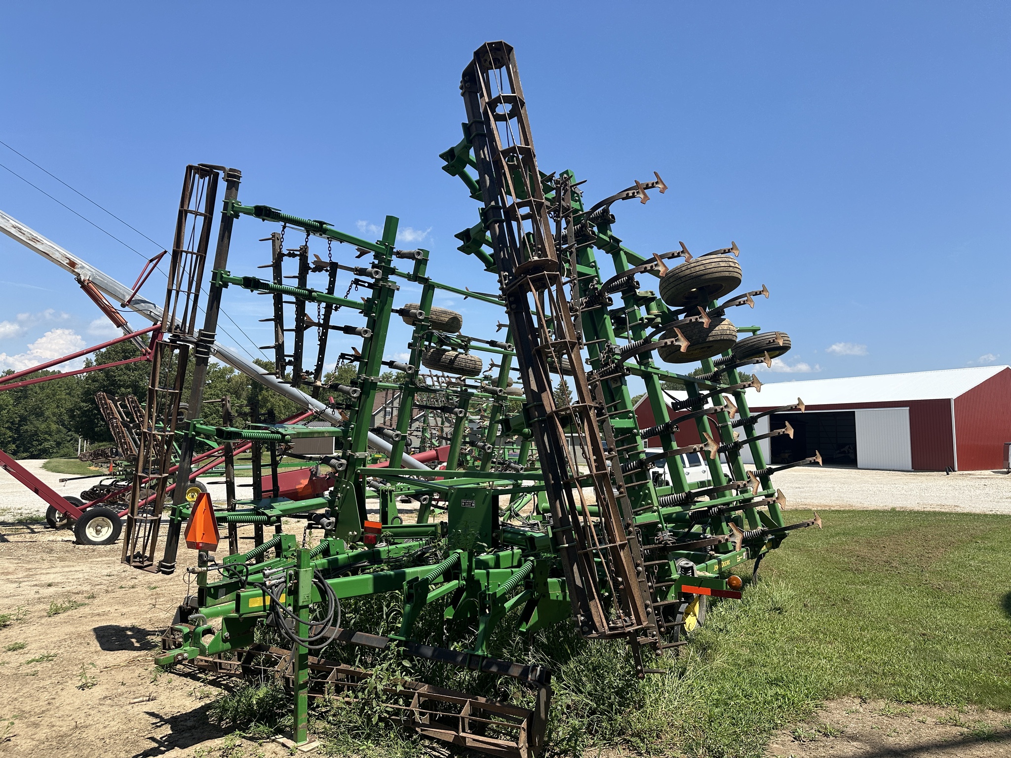 2006 John Deere 2210 Image 7