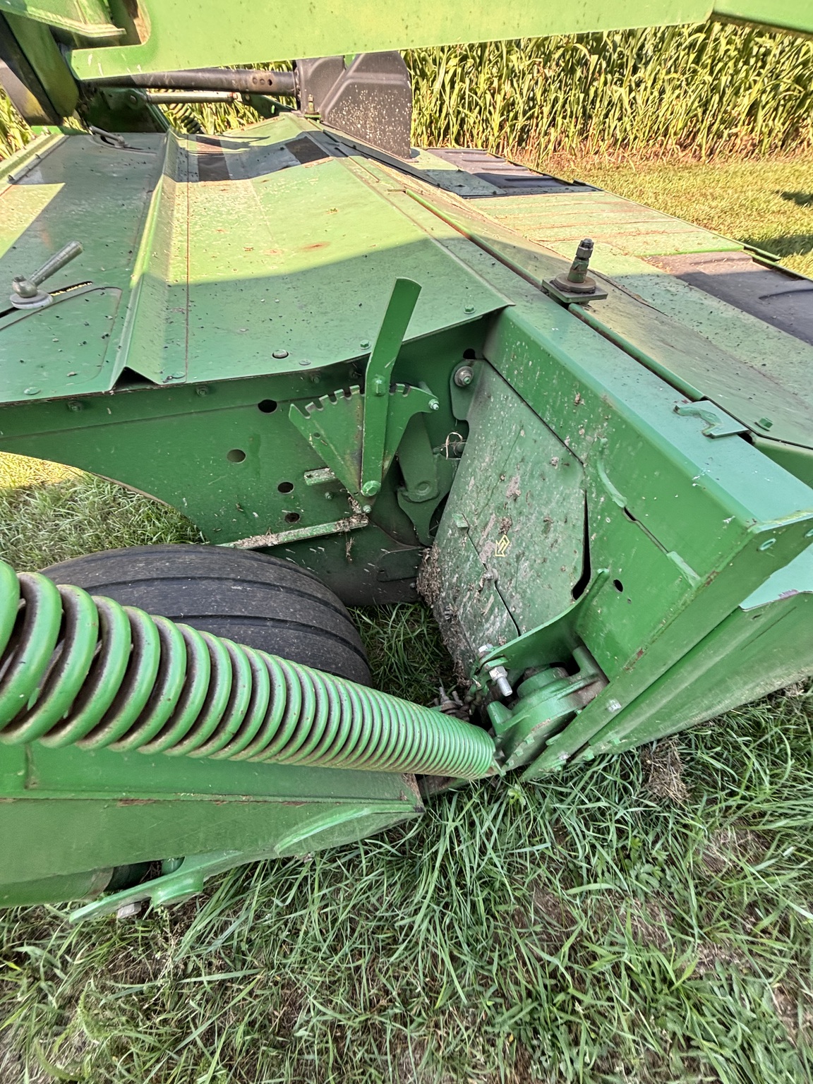 2011 John Deere 835 Image 5