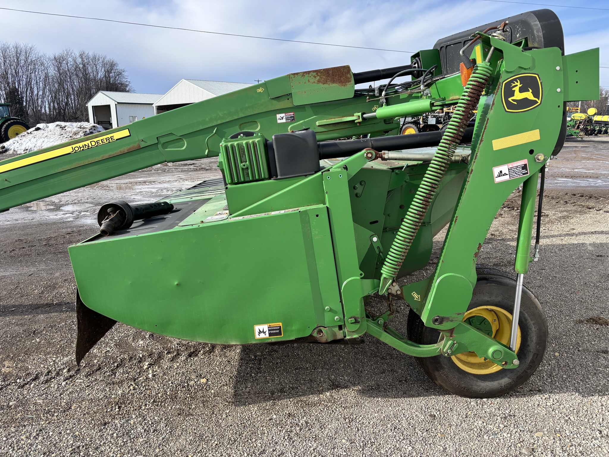 2011 John Deere 835 Image 5