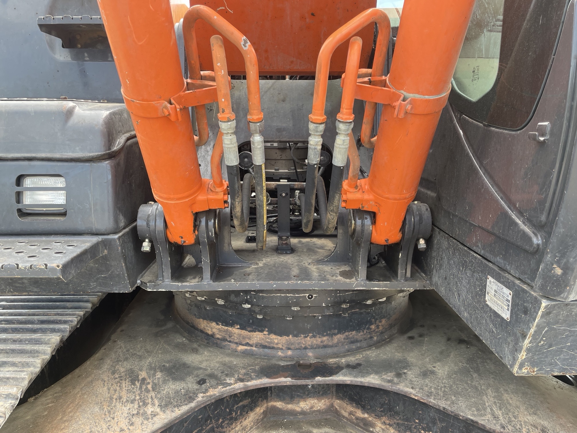 2014 Hitachi ZX210LC-5 Image 8