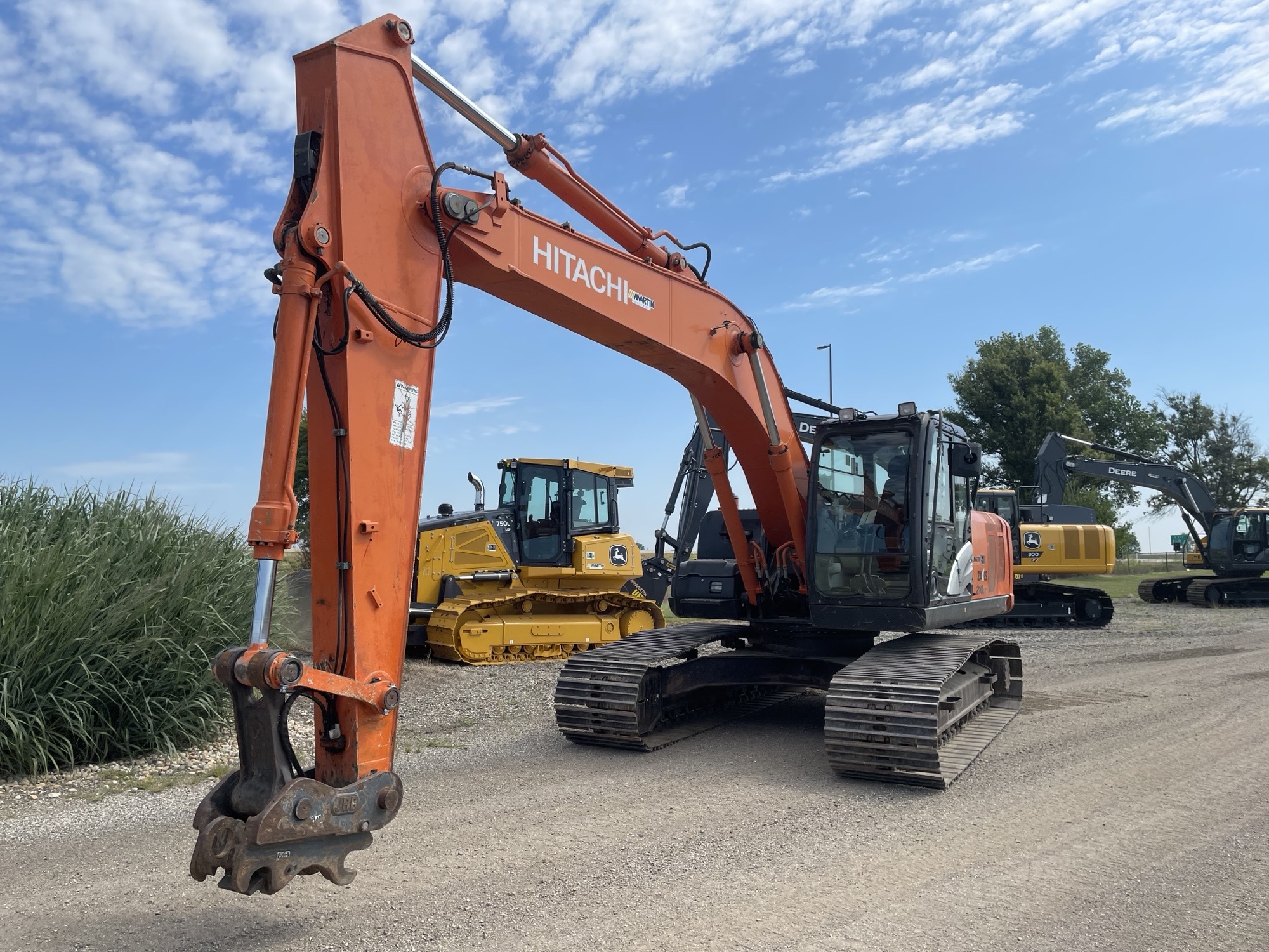 2014 Hitachi ZX210LC-5 Image 3