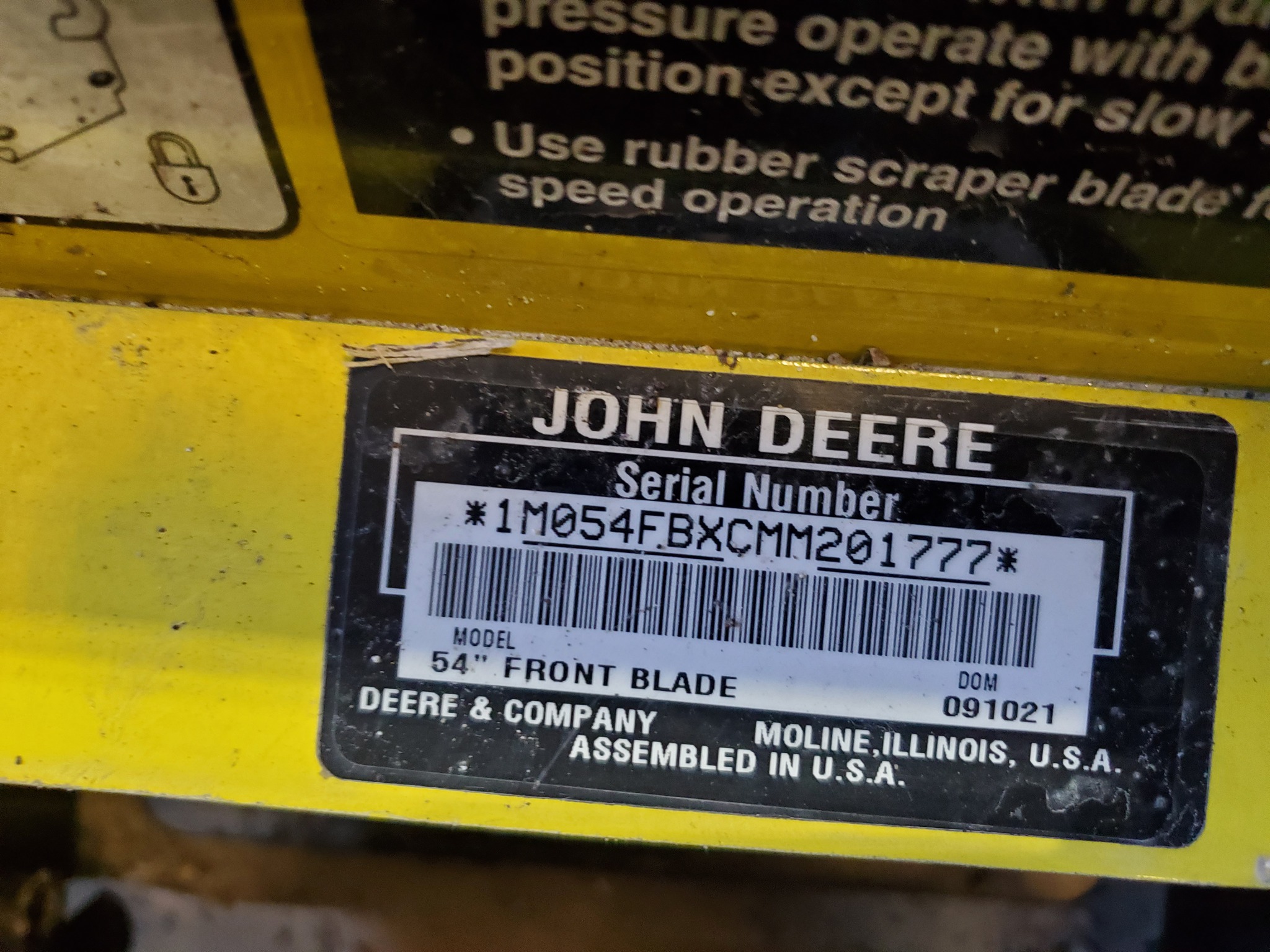 2022 John Deere 2025R Image 4