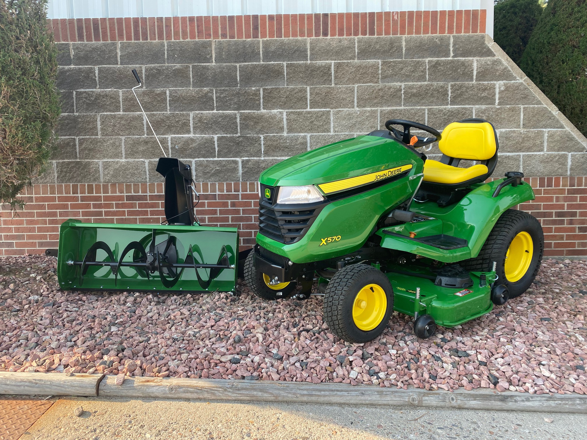 2024 John Deere X570 Image 1