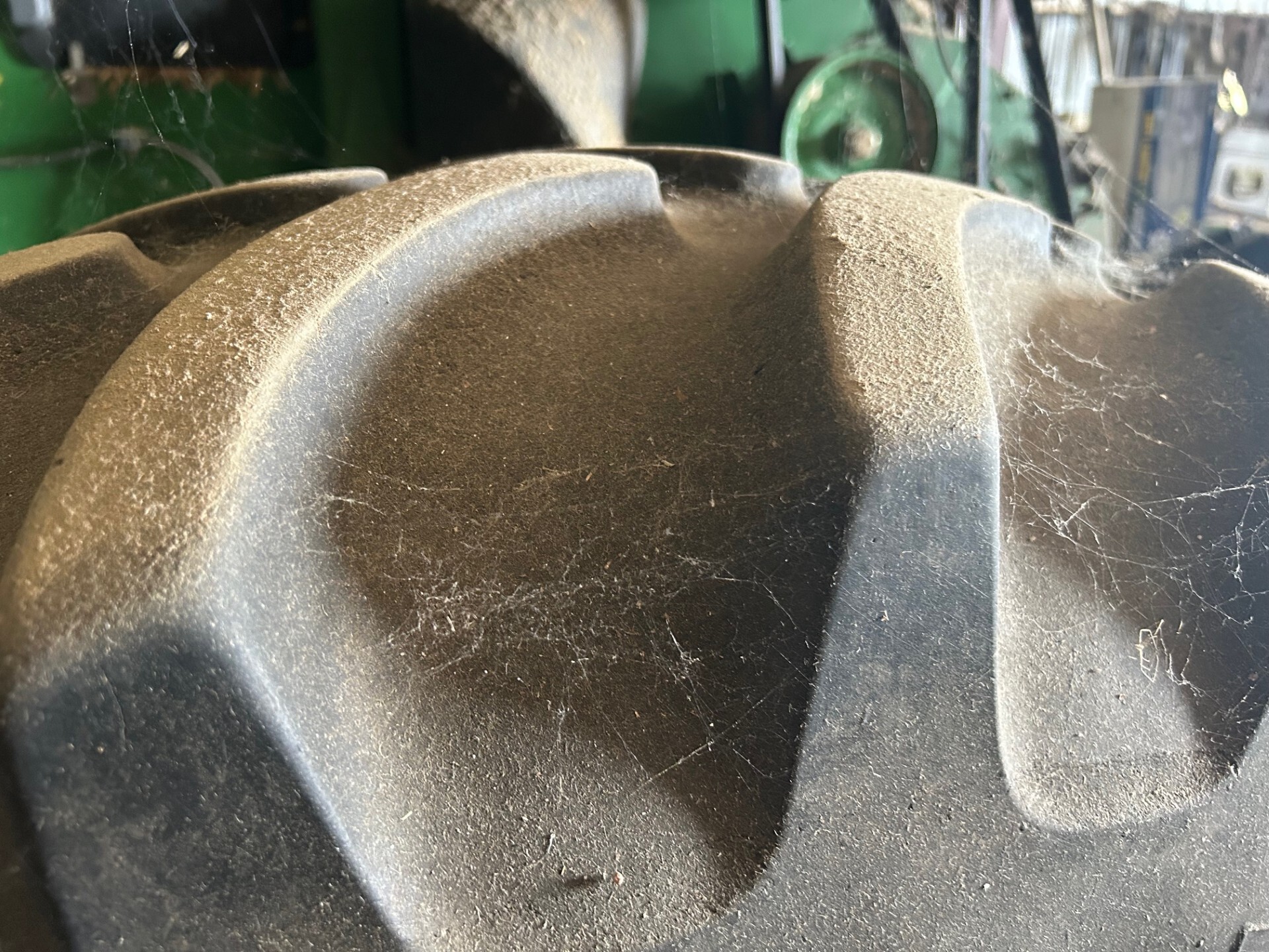 2004 John Deere 9560 STS Image 3