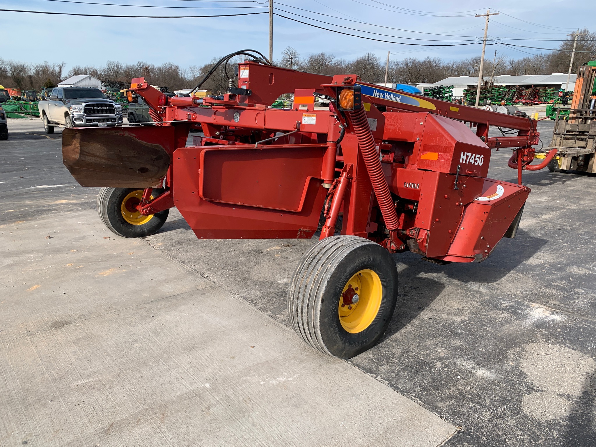  2011 New Holland H7450 at Heritage Tractor in Lamar, MO